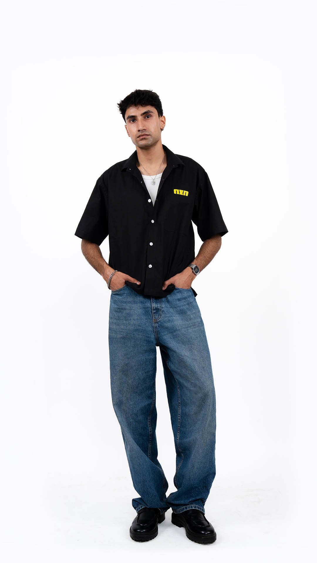 ESSENTIAL BLACK SHIRT - dxdstudios