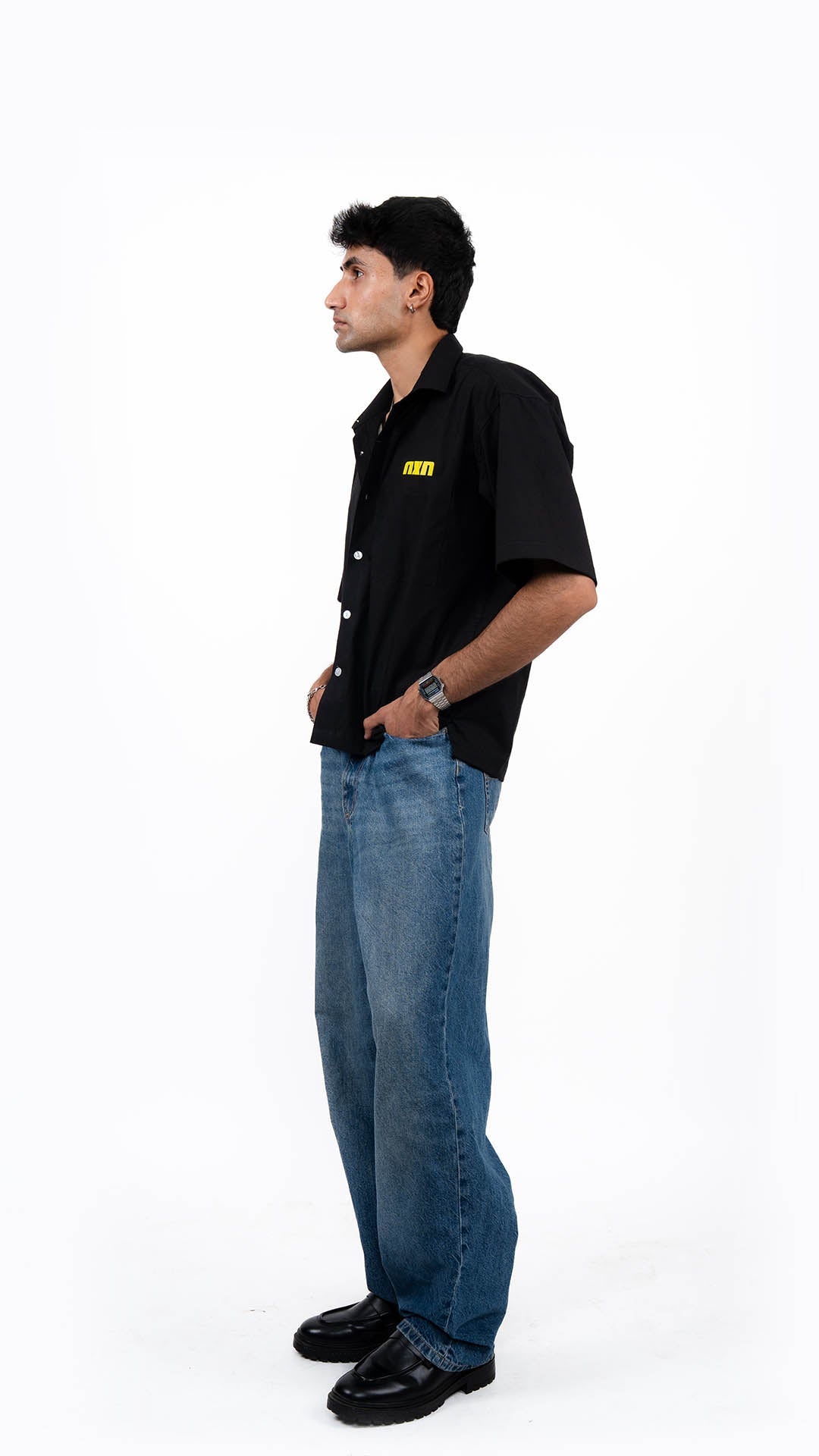 ESSENTIAL BLACK SHIRT - dxdstudios